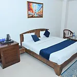 Hotel Shiv Palace