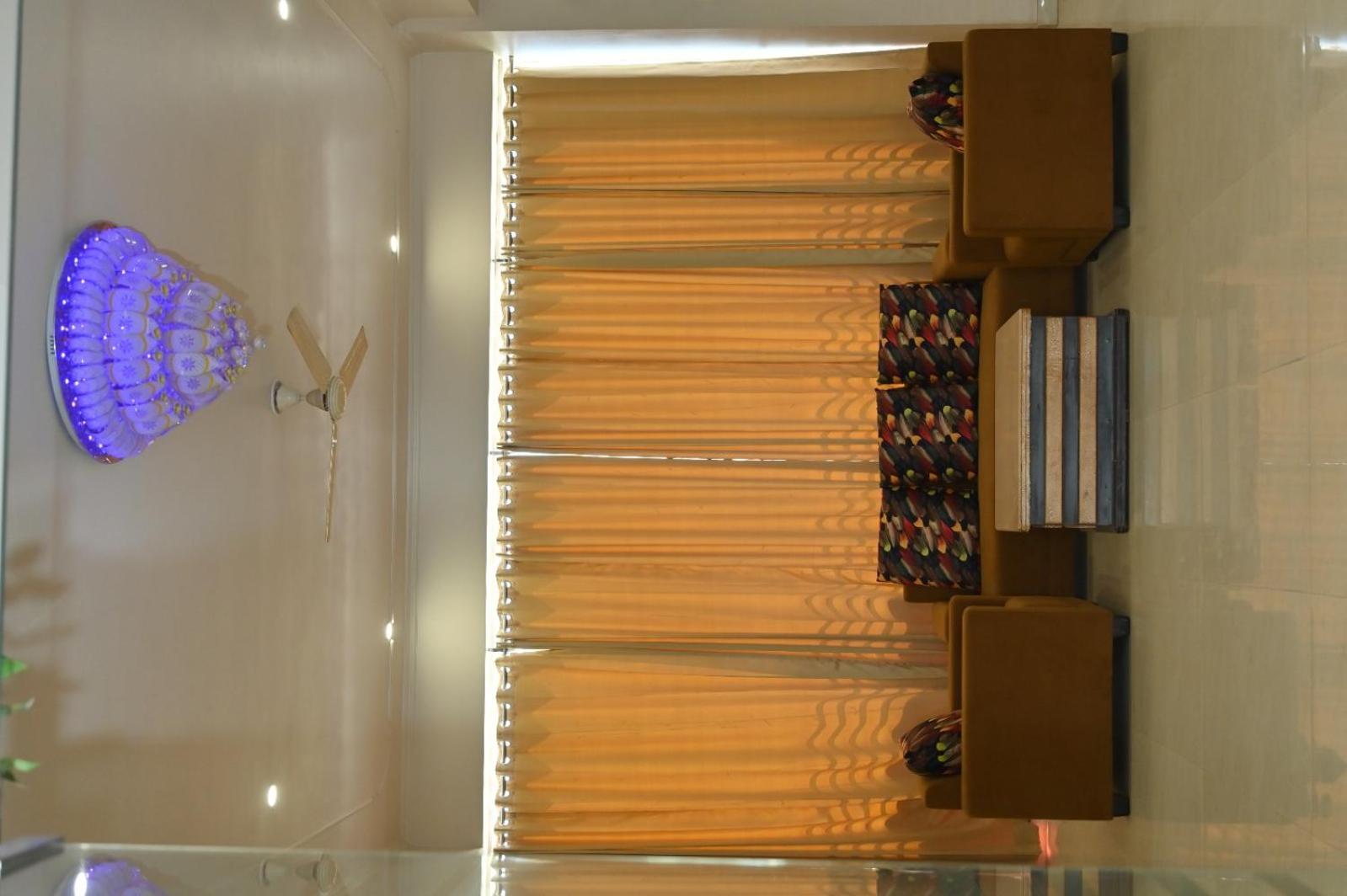 Hotel Shiv Palace